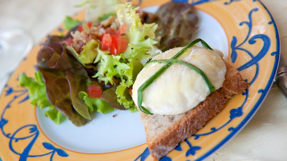 Lire la suite à propos de l’article Recette de la semaine : Salade au cabécou chaud