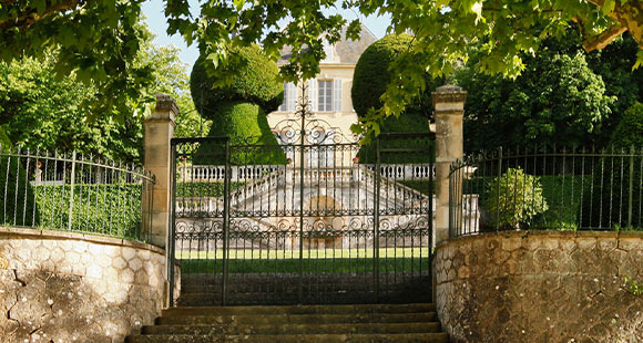 Lire la suite à propos de l’article Le blanc du Château Simone à Palette, un must !