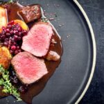 La recette de la semaine : Noisettes de chevreuil, sauce aux airelles