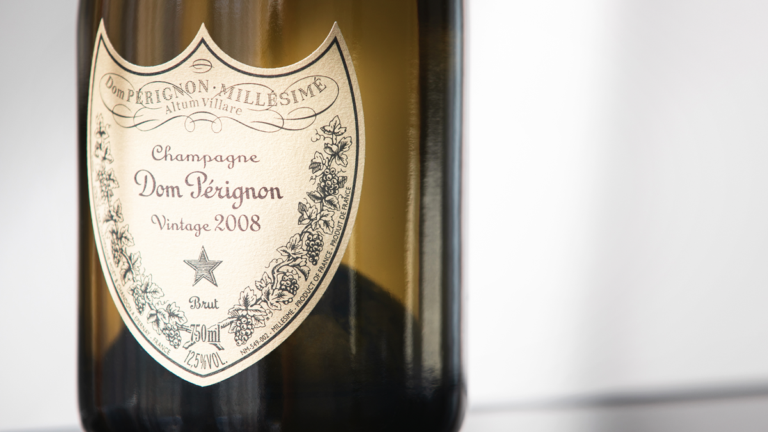 Lire la suite à propos de l’article Vif engouement pour les grandes cuvées de Champagne du groupe LVMH