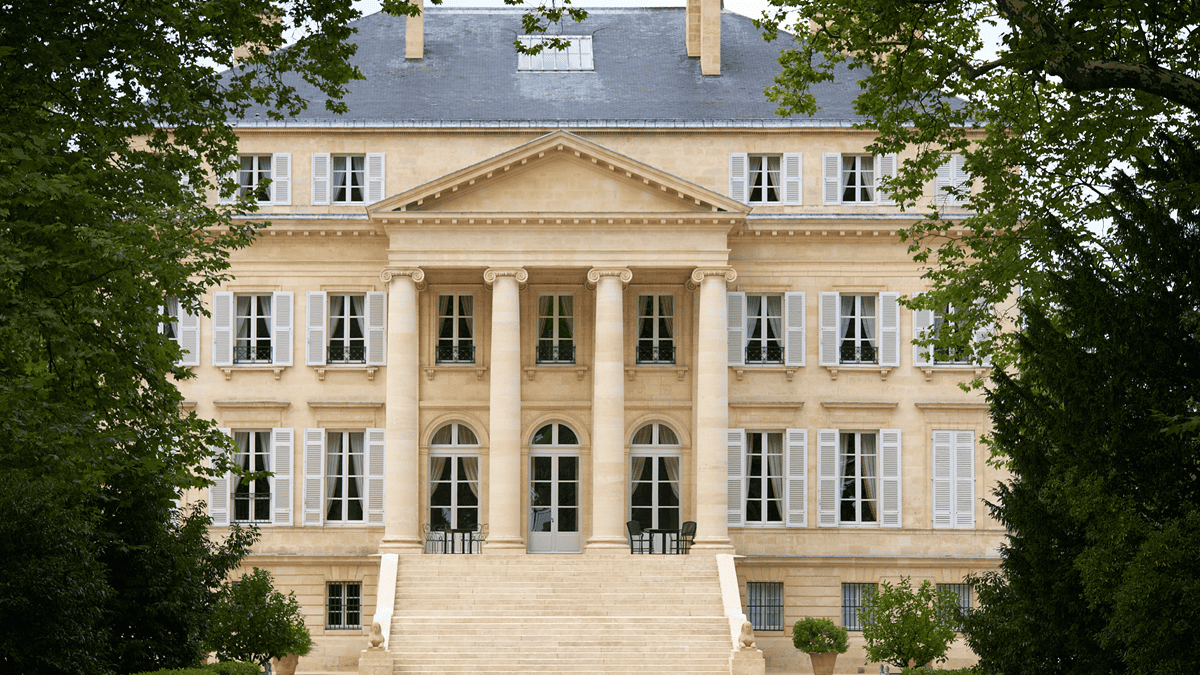 Lire la suite à propos de l’article Château Margaux dans les ventes aux enchères : analyse d’un succès
