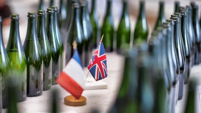 Lire la suite à propos de l’article Le Champagne Pol Roger, invité d’honneur au mariage royal à Buckingham Palace !