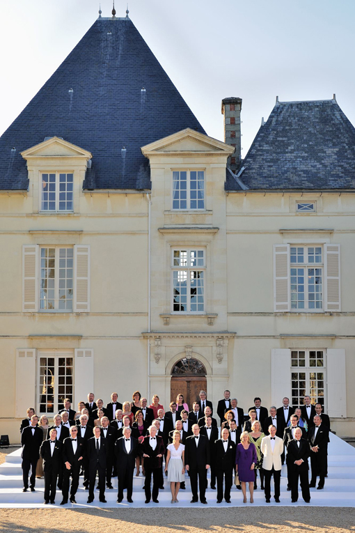 Photo de famille : les propriétaires des Grands Crus Classés en 1855, réunis autour du Prince de Luxembourg et de son épouse