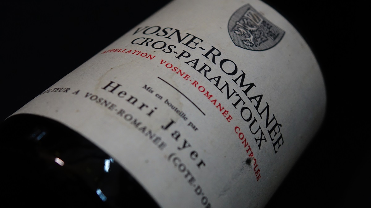 Lire la suite à propos de l’article Combien vaut un flacon de vosne-romanée Cros Parantoux signé Henri Jayer ?