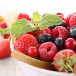 Frais, pochés ou en salade : quels accords mets et vins sur les fruits ?