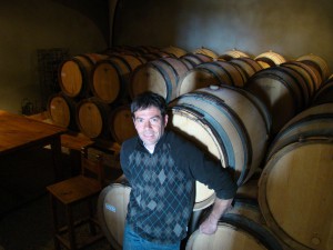 Jean-Marc Burgaud dans sa cave