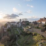 Château-Chalon et vin jaune, deux trésors du Jura