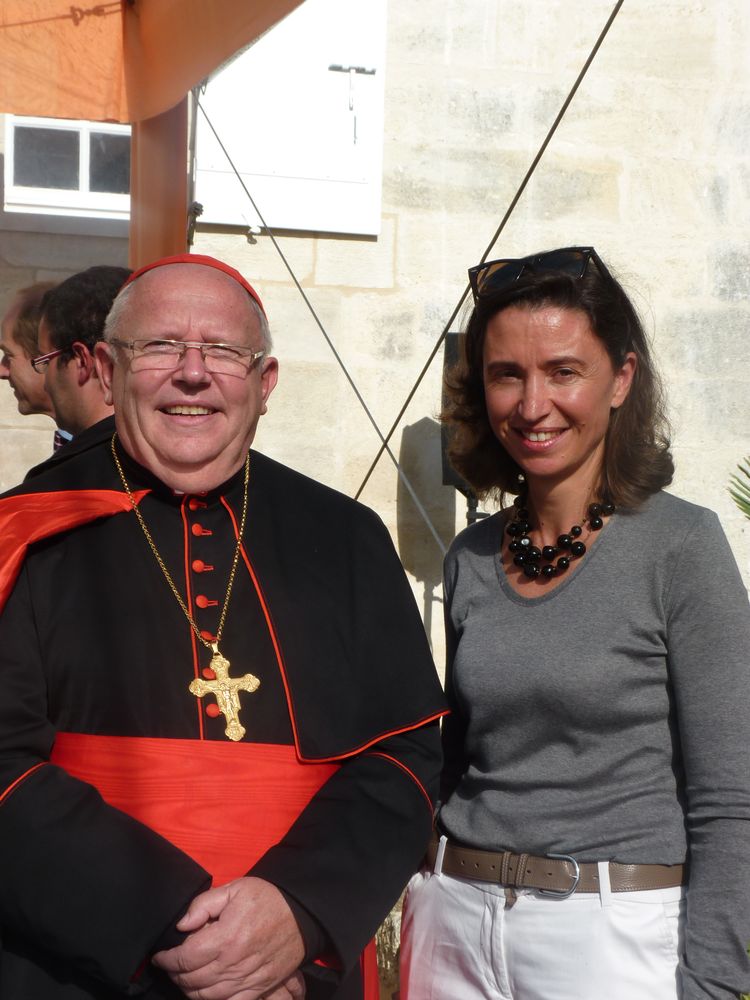 Mgr Ricard est ausi bon vivant que joyeux