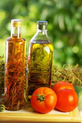 Olive oil,vinegar, oregano and tomato.