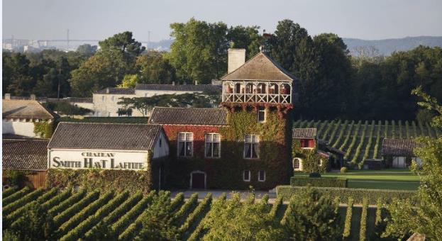 Lire la suite à propos de l’article Un chai « furtif » au château Smith Haut Lafitte