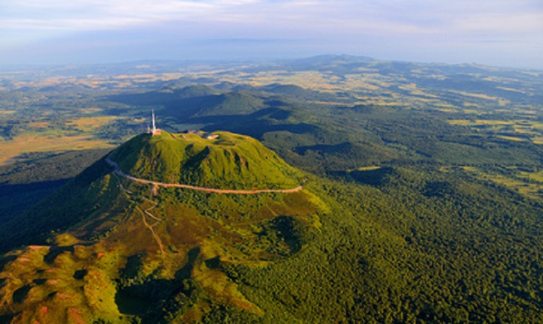 Les accords régionaux de vos vacances : la cuisine d’Auvergne et du Massif Central iDealwine