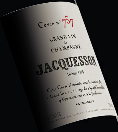 Lire la suite à propos de l’article Vente à prix fixe : découvrez la sublime gamme des champagnes Jacquesson !