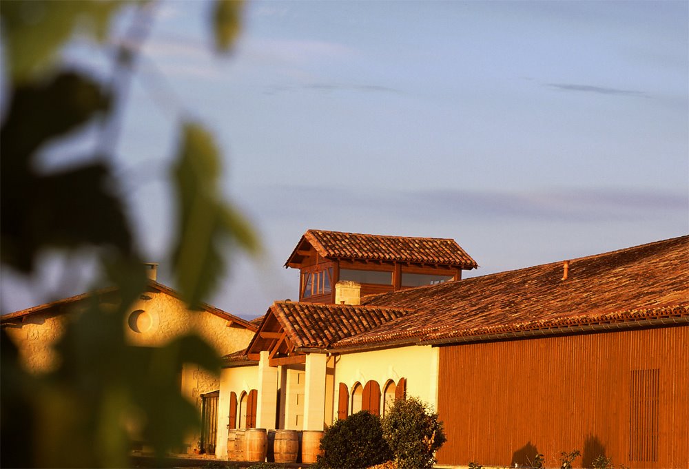 Lire la suite à propos de l’article Vente à prix fixe : Clos Puy Arnaud, quand la biodynamie s’invite à Bordeaux