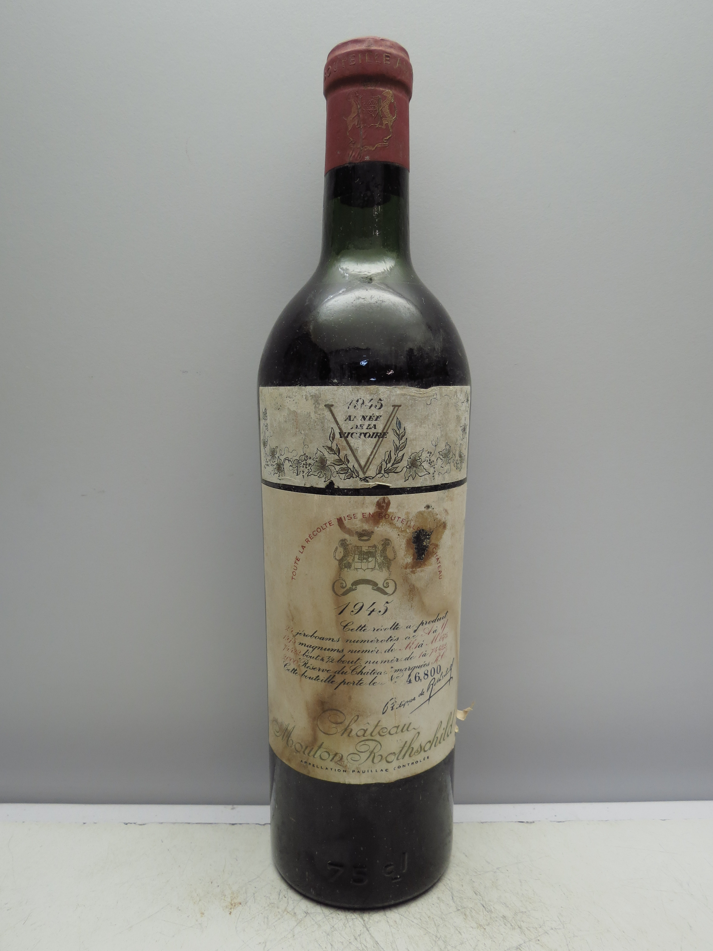 Mouton 1945