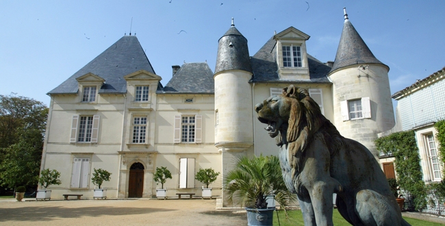 Lire la suite à propos de l’article Zoom sur le château Haut-Brion, un premier cru décidément à part