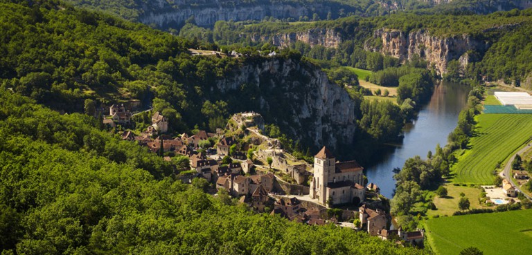 Lire la suite à propos de l’article Le « vin noir » de Cahors vaudra-t-il bientôt de l’or ?