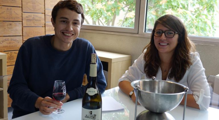 Lire la suite à propos de l’article Apprendre : comment déguster un vin ?
