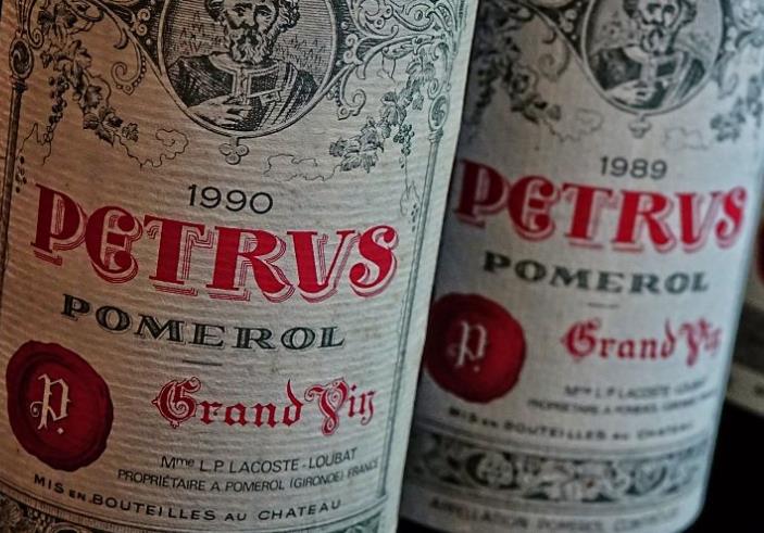 Lire la suite à propos de l’article Petrus, Ausone, DRC, Rayas, Jamet : et si l’on finissait l’année en beauté ?