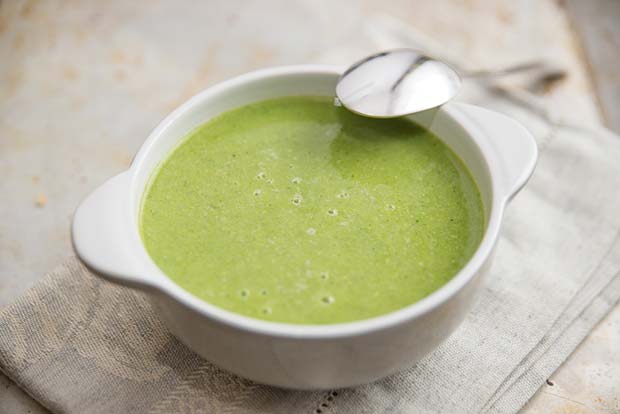 Recettes-detox-soupe-jus-veloute