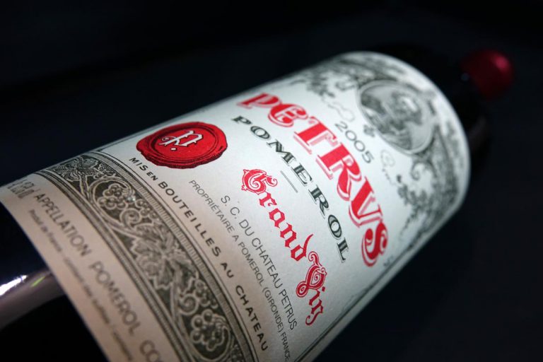 Lire la suite à propos de l’article Apprendre : comment lire une étiquette de vin ?