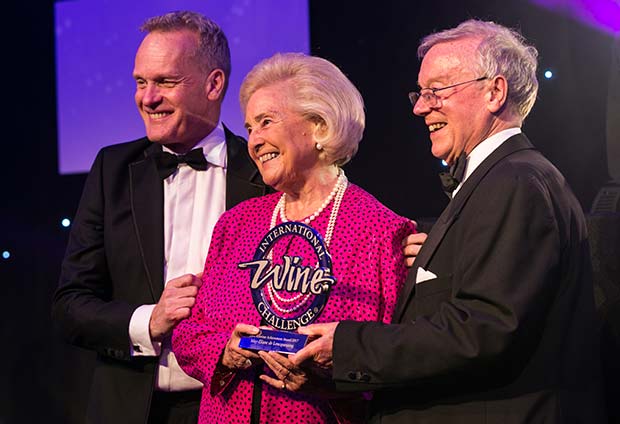 May de Lencquesaing Lifetime Achievement Award de l’IWC 1