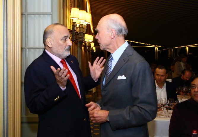 Wine Symposium au lac de Côme et verticale Armand Rousseau, le temps suspendu François Mauss Aubert de Villaine