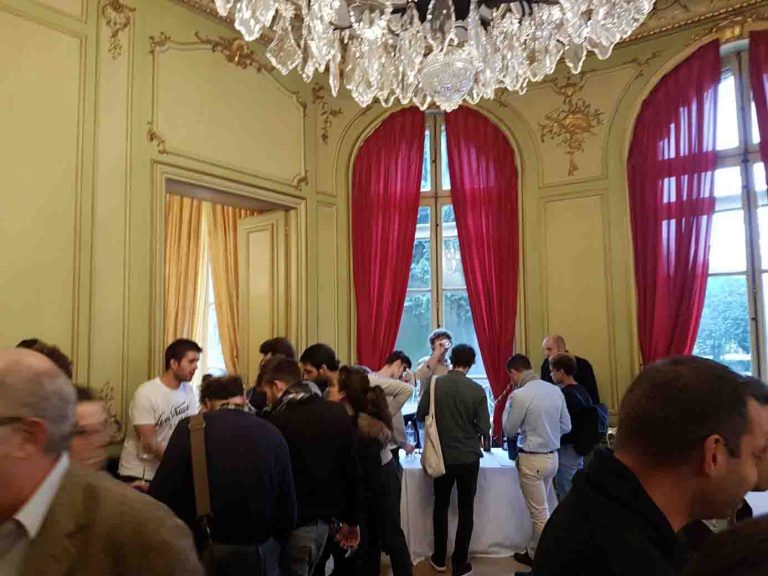 Lire la suite à propos de l’article Les coups de cœur d’iDealwine à la dégustation “le vin de mes Amis”