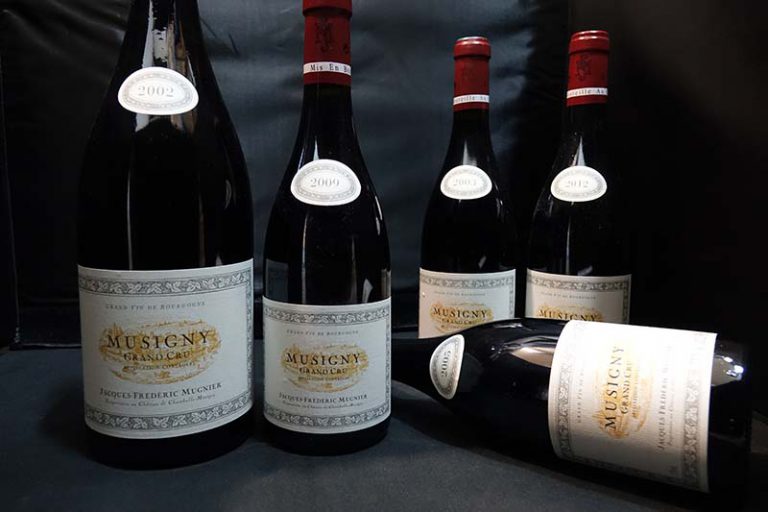 Lire la suite à propos de l’article Belle enchère : les vins du domaine Jacques-Frédéric Mugnier poursuivent leur envolée