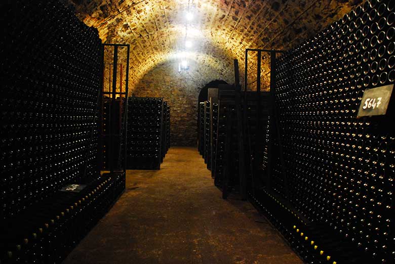 Champagne-Agrapart-cave