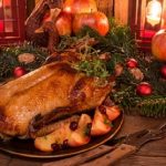 Quels accords sur deux plats de Noël : volaille farcie et gibier?