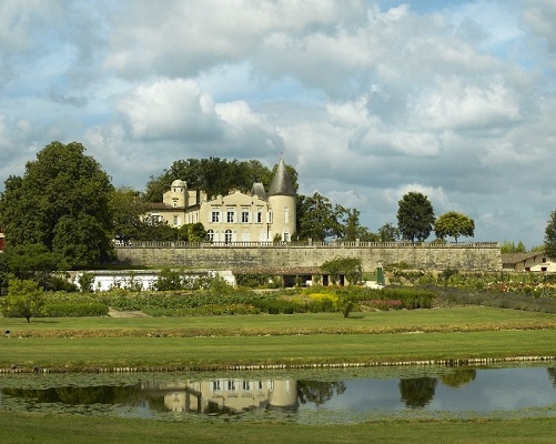 Lire la suite à propos de l’article Revue d’enchères | Bordeaux reste la région la plus représentée aux enchères en 2018