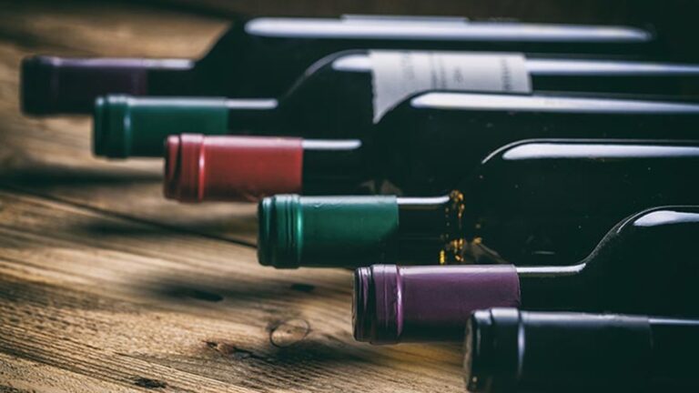 Lire la suite à propos de l’article Revente de cave : transport gratuit de vos vins avant le 15/03/2025