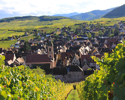 Lire la suite à propos de l’article Carte postale 3 : Hugel, 380 ans de tradition alsacienne