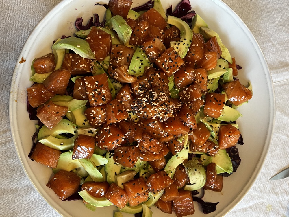Salade de saumon et vin