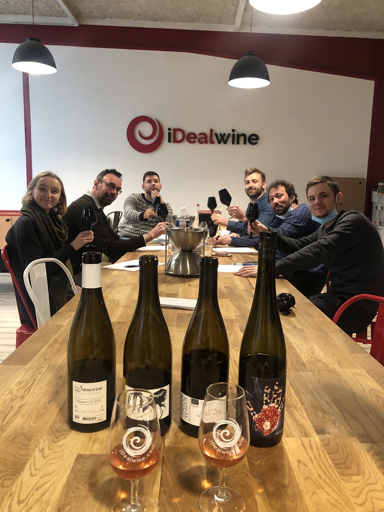 Degustation a l'aveugle iDealwine vin passion equipe