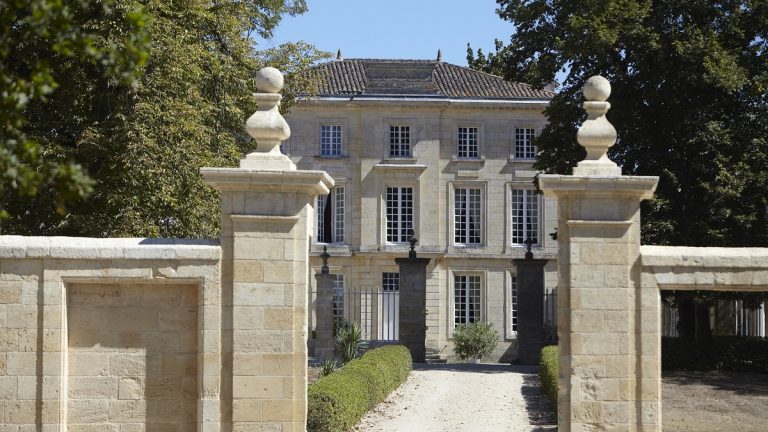 Lire la suite à propos de l’article Château Figeac : élégance et raffinement à Saint-Emilion