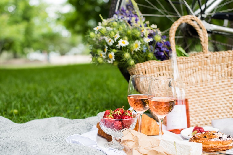 Fraise vin rosé iDealwine accords mets et vins