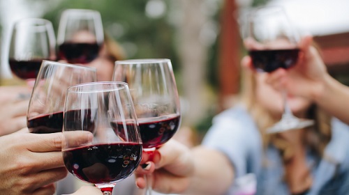 Lire la suite à propos de l’article Un été riche en découvertes pour l’équipe iDealwine