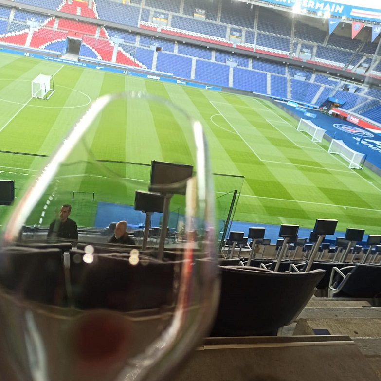 Paris By Wine Parc des Princes iDealwine Henri Boillot