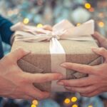 Quels cadeaux offrir pour Noël ? iDealwine vous guide