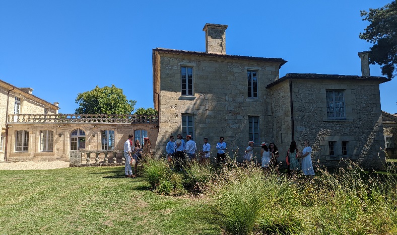 Château de Ferrand idealwine