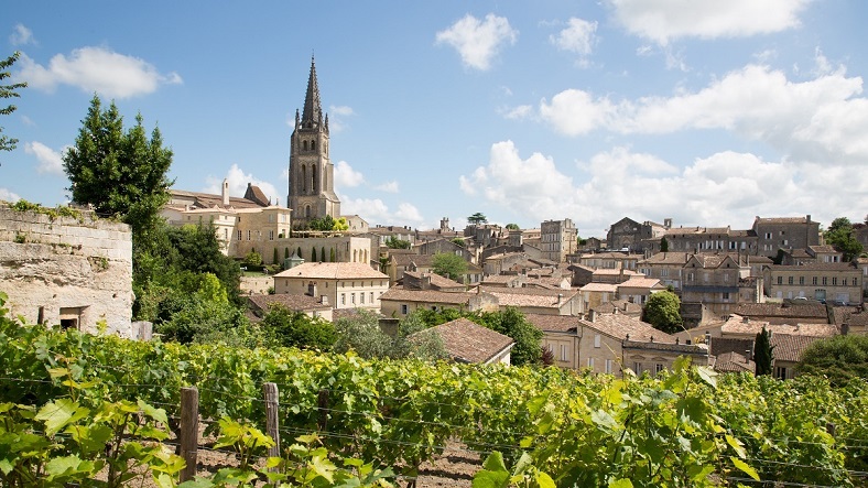 Les beaux bordeaux à moins de 30 euros iDealwine