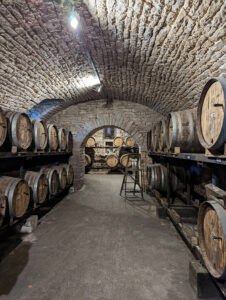 Visite Jura vignoble iDealwine VISITES CAVES