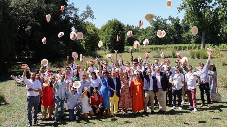 Lire la suite à propos de l’article iDealwine à nouveau sacré 1ère maison d’enchères de vin et e-caviste incontournable en 2023