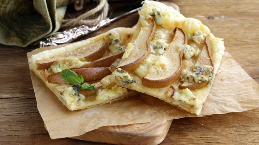tarte fine aux poires et au Saint-Agur