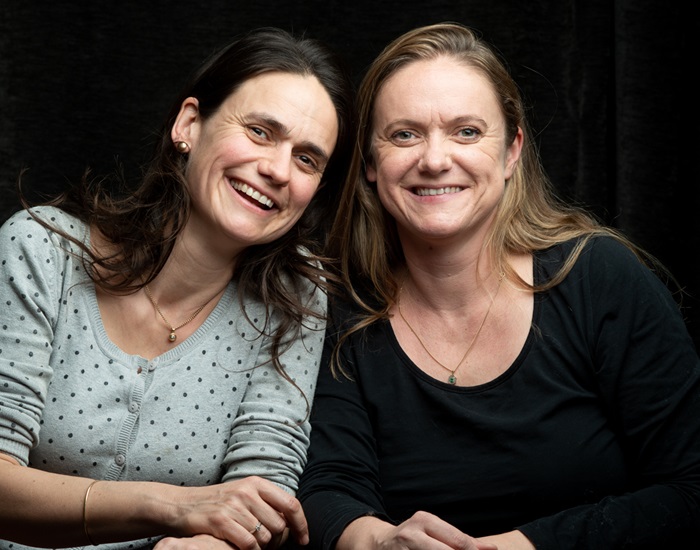 Elisabeth et Marie-Laurence Saladin iDealwine - photo charlotte collin