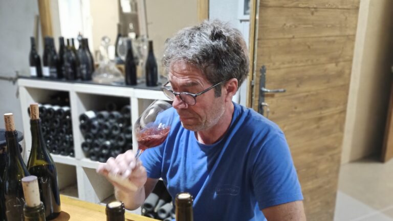 Lire la suite à propos de l’article Jean-Marc Burgaud : de grands et sérieux beaujolais