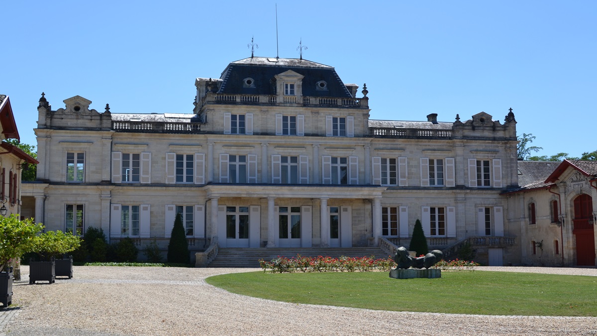 Lire la suite à propos de l’article Château Giscours, un petit village au cœur de l’appellation Margaux