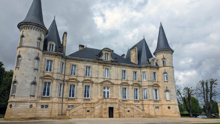 Lire la suite à propos de l’article Primeurs 2023 | Le Médoc : analyse du millésime et coups de cœur