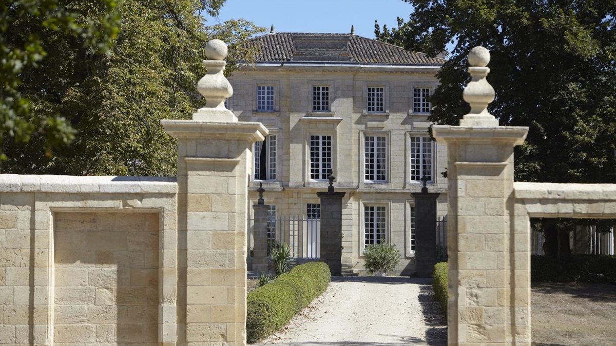Lire la suite à propos de l’article Bordeaux Primeurs 2023 : 30 icônes pour votre cave
